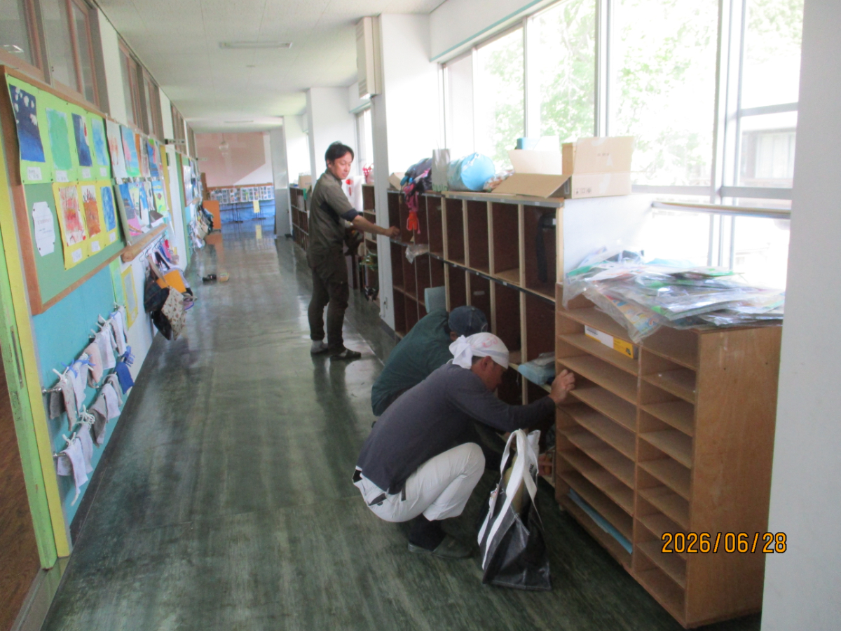 学校の修繕１